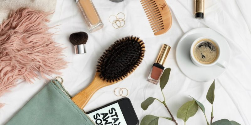 Best Brushes for Fine Hair: Detailed Reviews & Buying Guide