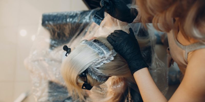 How Long Should You Wait to Bleach Your Hair Again: Expert Tips